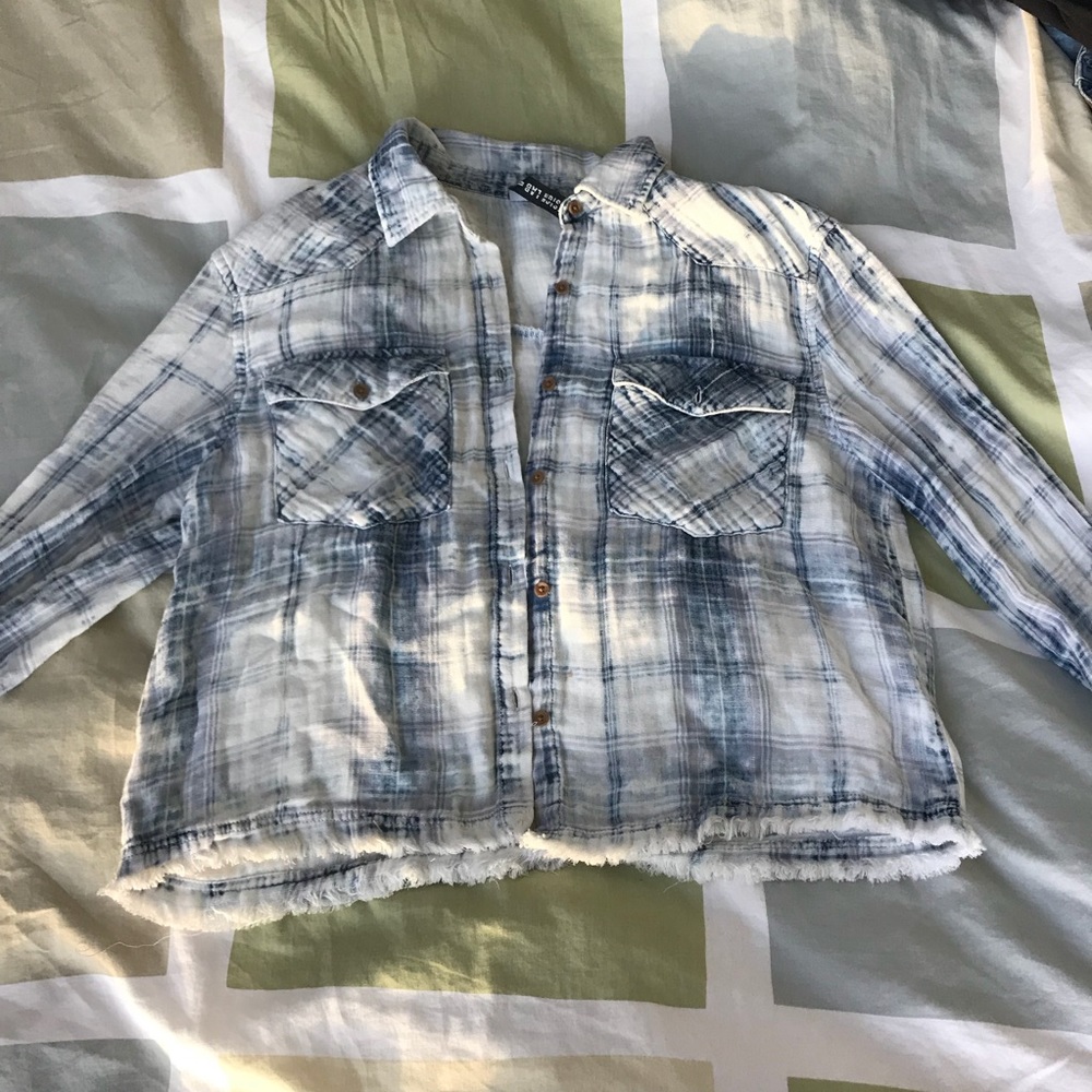 Super comfortable plaid shirt!